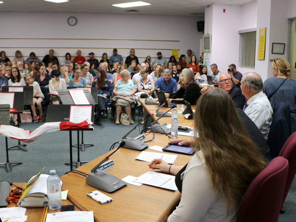 INQUINTE.CA School board to close Quinte Secondary