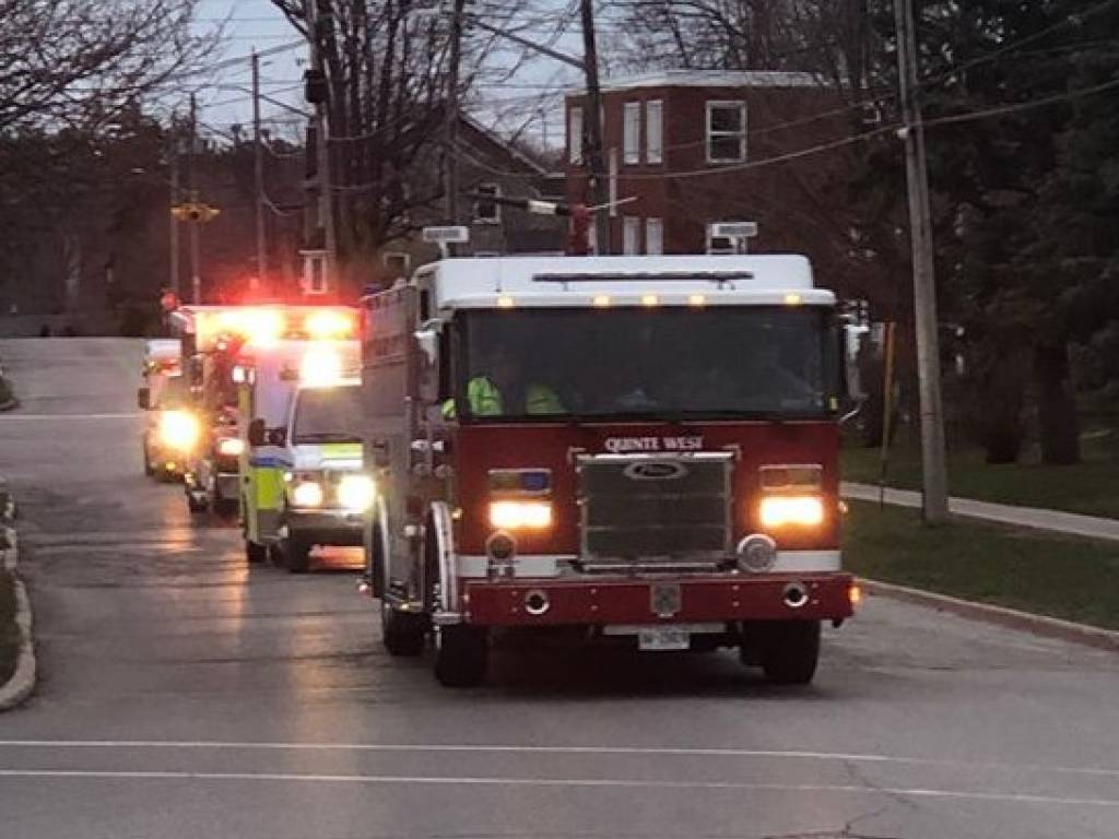 InQuinte.ca Quinte West Fire, local paramedics salute frontline