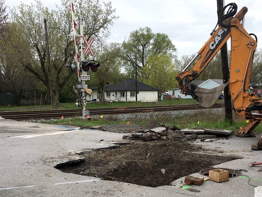 INQUINTE.CA Repairs continuing on Foster Avenue in Belleville