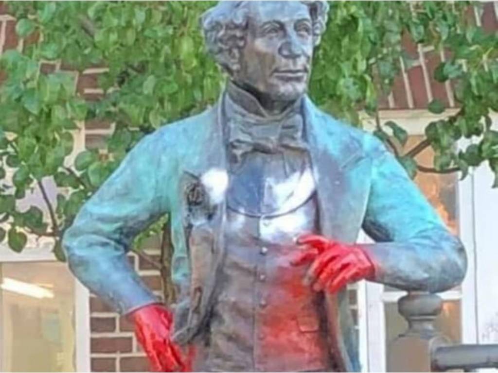 InQuinte.ca KINSELLA History has a way of catching up to you