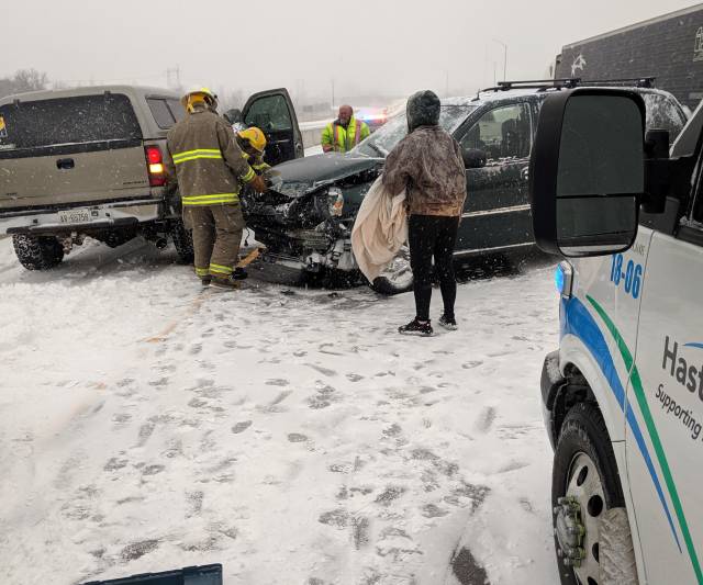 INQUINTE.CA Multiple crashes on 401 near Quinte West