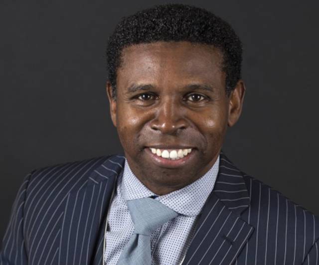 INQUINTE.CA InQONVERSATION with Pinball Clemons